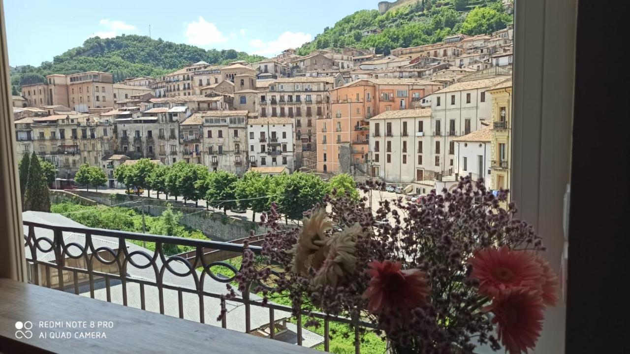 Palazzo Lupinacci - Dimora Storica Bed And Breakfast Cosenza Exterior photo