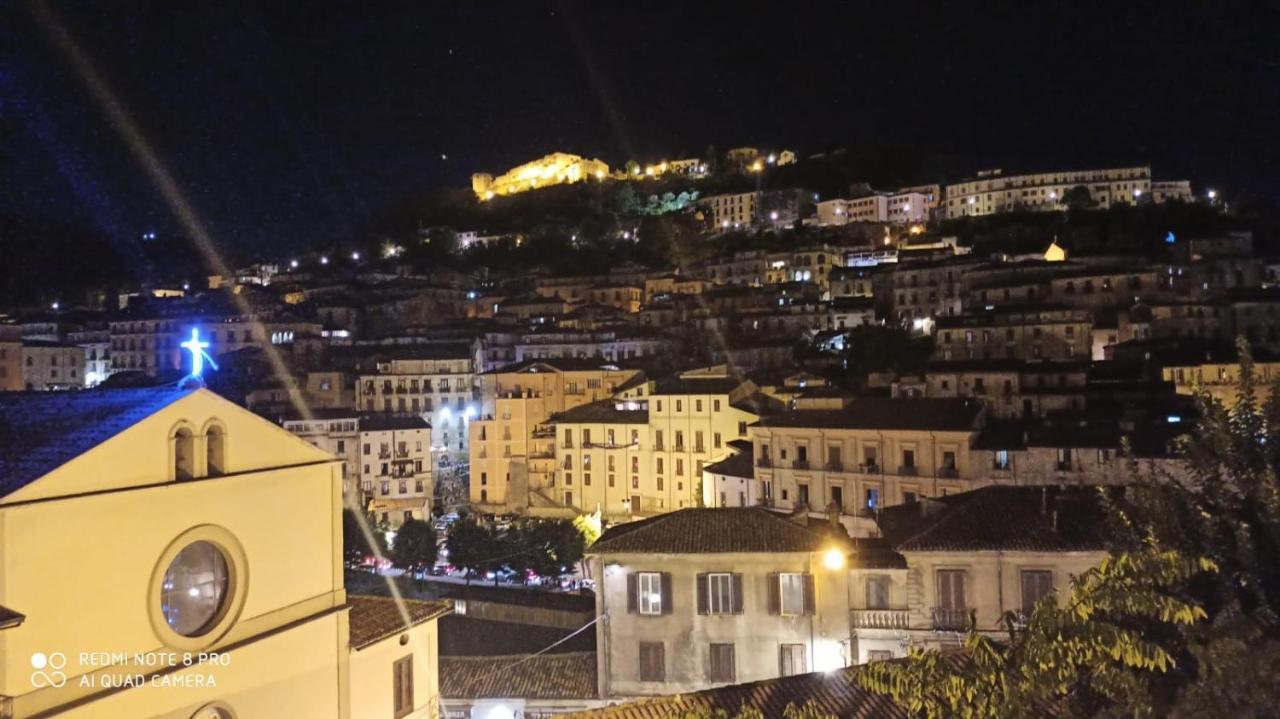 Palazzo Lupinacci - Dimora Storica Bed And Breakfast Cosenza Exterior photo